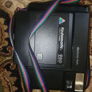 Collectors Retro 960 Kodamatic Instant Camera Electric Flash 1982 Made In USA